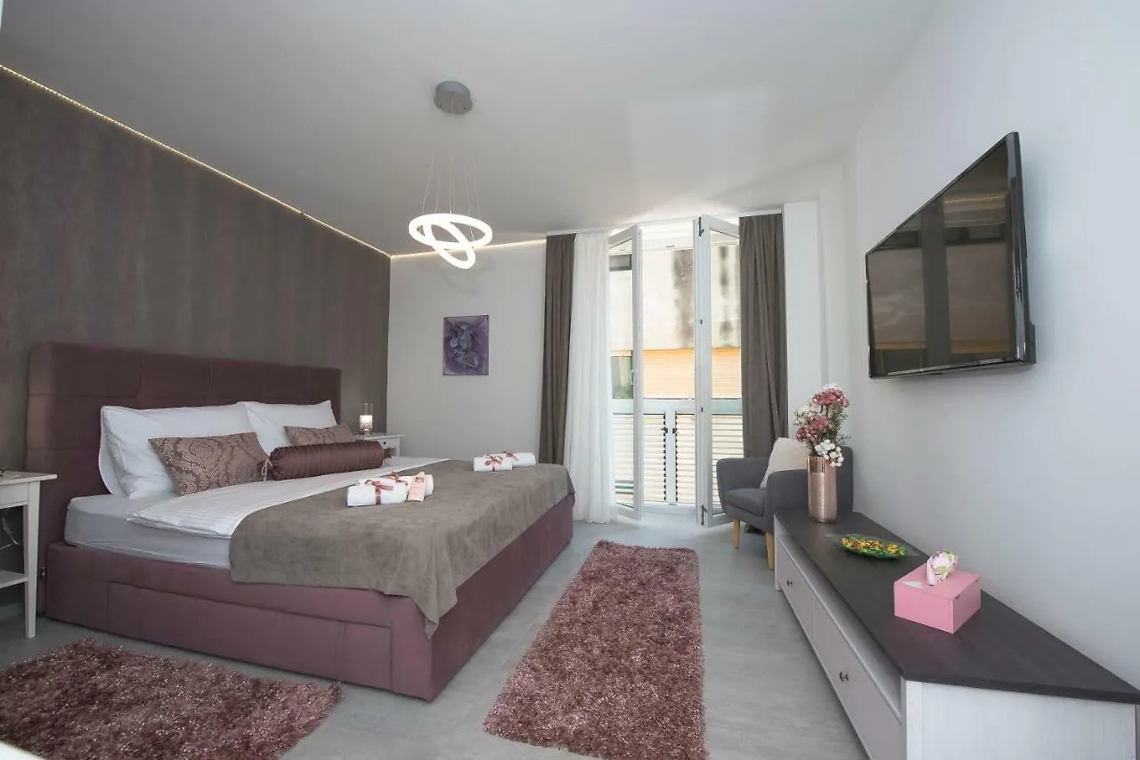 Zadar Center Residence 0*,